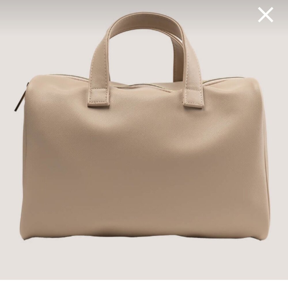 True Botanicals Elegant Tan Cosmetic Bag